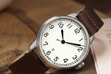 广州劳力士表走慢维修价格