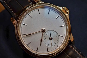 广州劳力士手表一会走一会不走