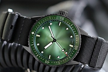 广州劳力士放一晚上就不走